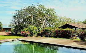 Los Gallitos Eco Lodge